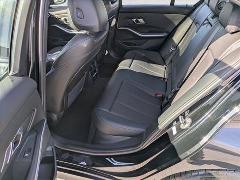 Used 2023 BMW 330i Sedan w/ Convenience Package image 19