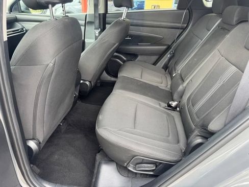 Used 2025 Hyundai Tucson SEL AWD/4WD image 16