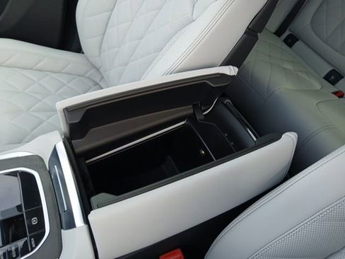 New 2026 BMW X5 sDrive40i image 24