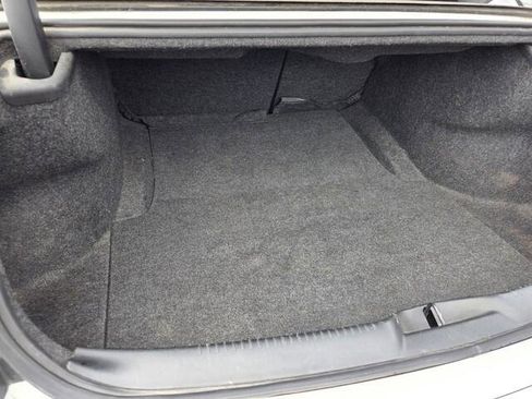 Used 2019 Chrysler 300 S image 15