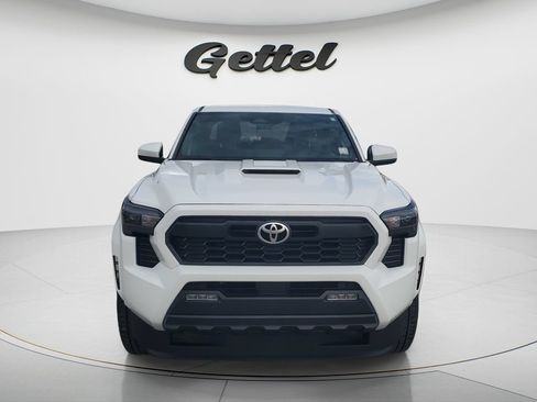 Certified 2025 Toyota Tacoma TRD Sport RWD image 3