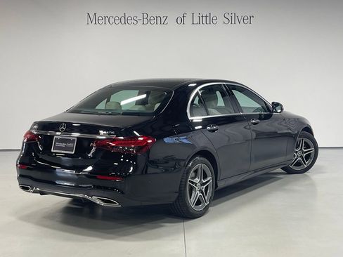 Used 2023 Mercedes-Benz E 350 4MATIC Sedan image 6