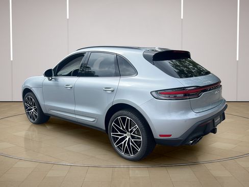 New 2026 Porsche Macan AWD/4WD image 3