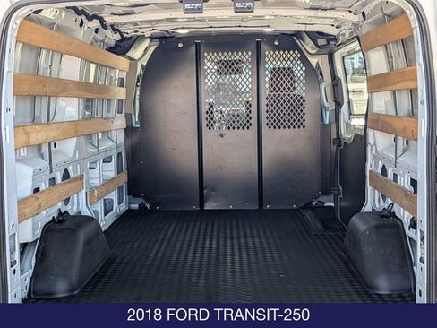 Used 2018 Ford Transit 250 130 Low Roof w/ Exterior Upgrade Package RWD image 10