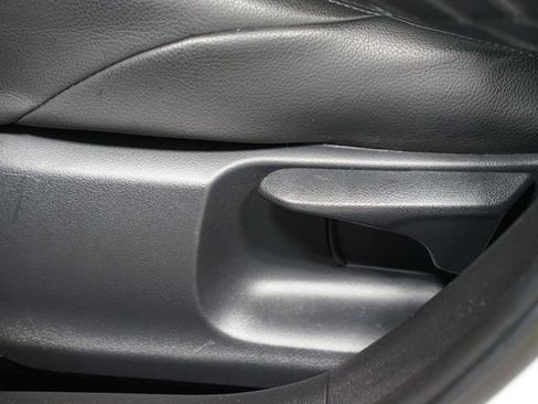 Used 2024 Toyota Corolla SE FWD image 32