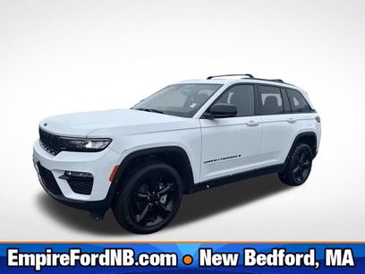 Used 2023 Jeep Grand Cherokee Limited w/ Black Appearance Package