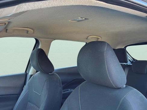 Used 2022 Nissan Kicks S FWD image 12