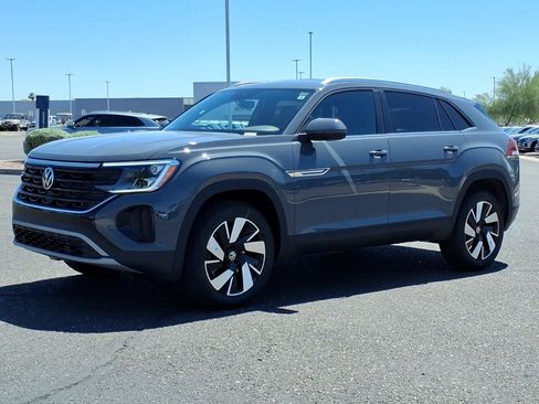 New 2026 Volkswagen Atlas Cross Sport SE FWD image 3