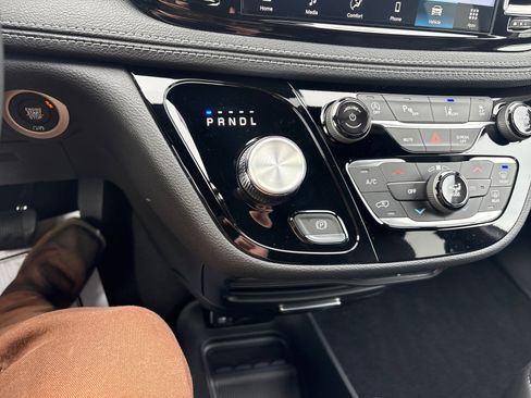 New 2026 Chrysler Pacifica Select image 25