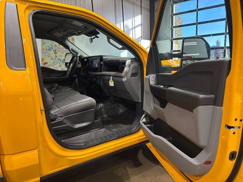 Used 2025 Ford F250 XLT w/ 360-Degree Camera Package image 52