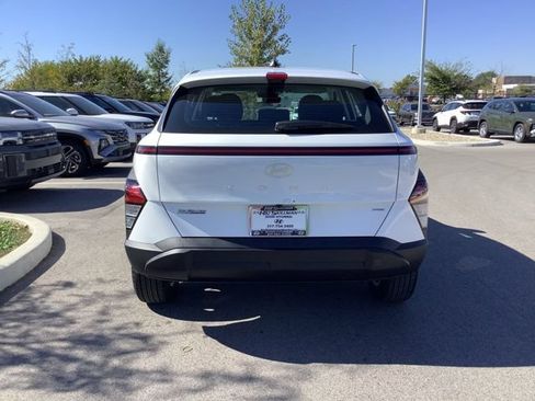 Certified 2026 Hyundai Kona SE AWD/4WD image 8