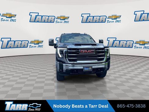 Used 2025 GMC Sierra 2500 SLT w/ SLT Premium Package AWD/4WD image 3