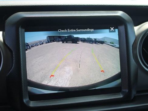 Used 2022 Jeep Wrangler Unlimited Sport AWD/4WD image 36