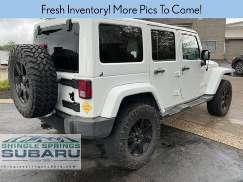 Used 2014 Jeep Wrangler Unlimited Sahara image 2