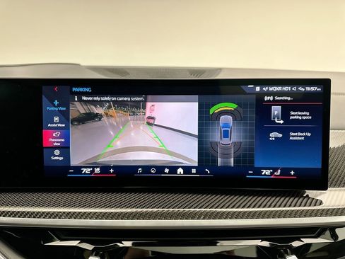 Used 2024 BMW X5 M60i w/ Climate Comfort Package image 28