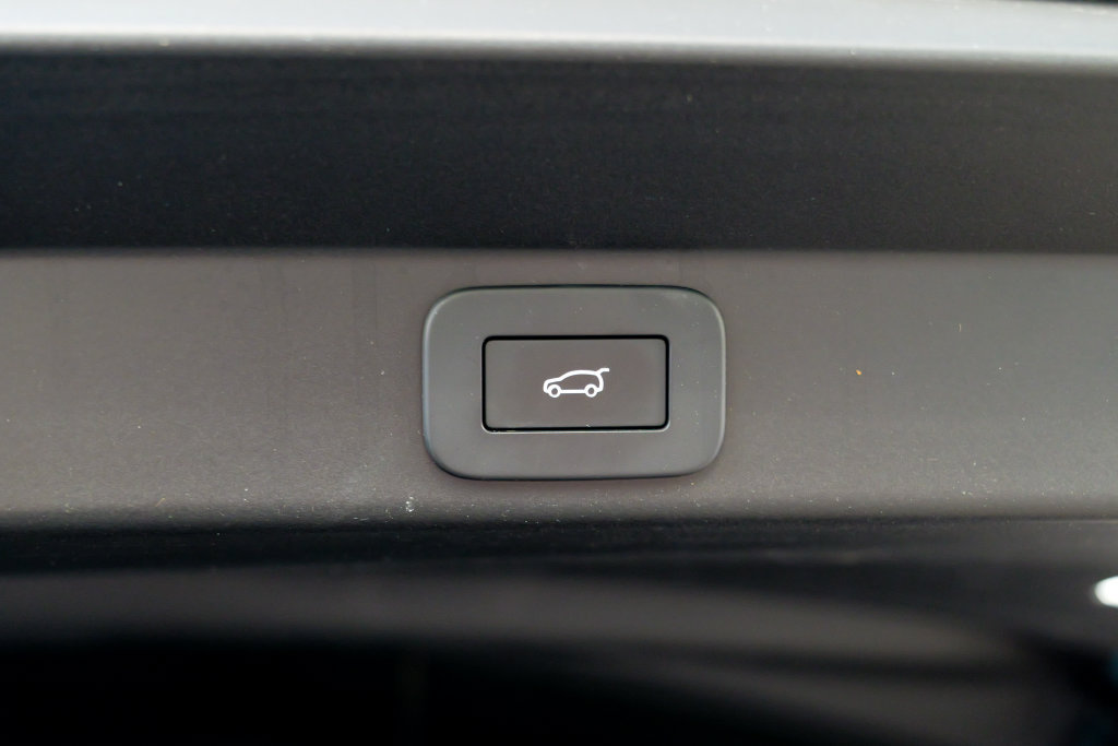 Used 2025 Land Rover Range Rover Sport SE AWD/4WD image 61