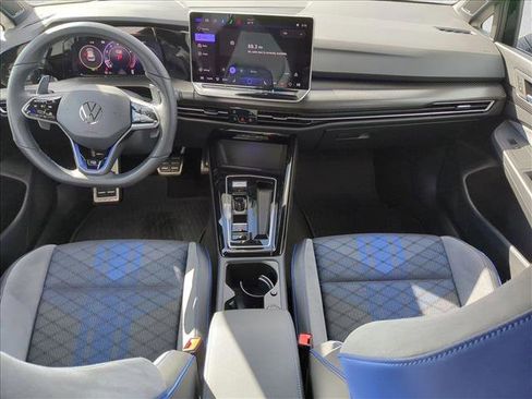 Used 2025 Volkswagen Golf R Black Edition image 22