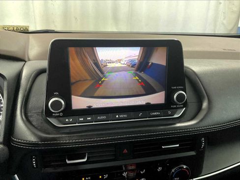 Certified 2023 Nissan Rogue S image 19