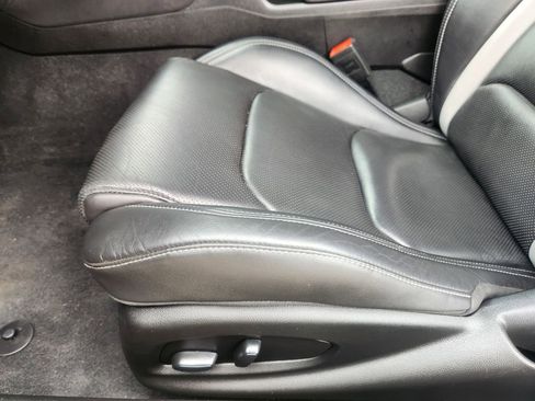 Used 2023 Chevrolet Camaro LT RWD image 30