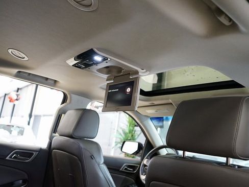 Used 2016 GMC Yukon Denali w/ Open Road Package image 2