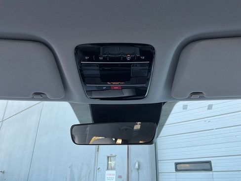 Used 2025 Hyundai Santa Fe SEL image 17