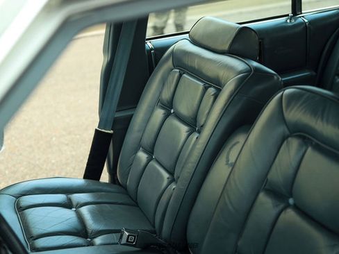 Used 1986 Cadillac Brougham Brougham image 30