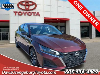 Used 2024 Nissan Altima 2.5 SV