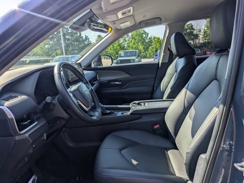 Certified 2026 Toyota Grand Highlander AWD image 18