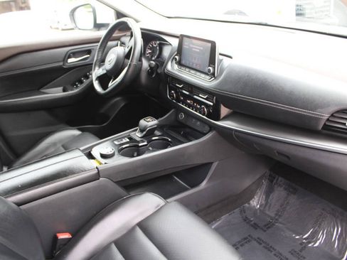 Used 2023 Nissan Rogue SV w/ SV Premium Package AWD/4WD image 13