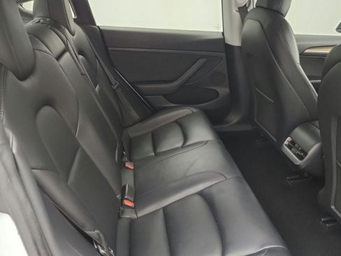 Used 2022 Tesla Model 3 Standard Range RWD image 26