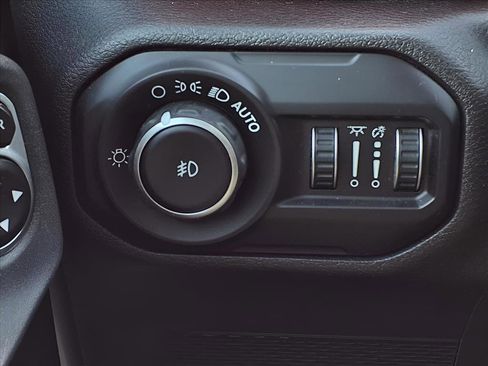 Used 2019 Jeep Wrangler Unlimited Rubicon image 23