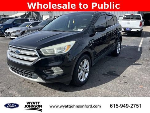 Used 2017 Ford Escape SE image 7