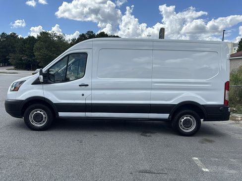 Used 2019 Ford Transit 250 148 Medium Roof RWD image 8