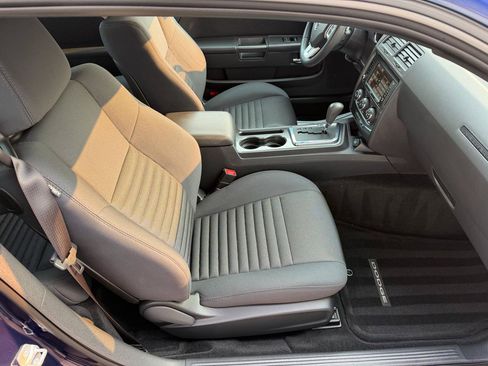 Used 2014 Dodge Challenger SXT w/ Super Sport Group (SS/T) RWD image 10