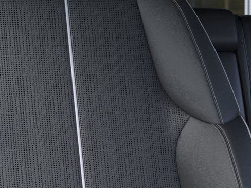 New 2026 Cadillac Optiq Luxury 2 image 22