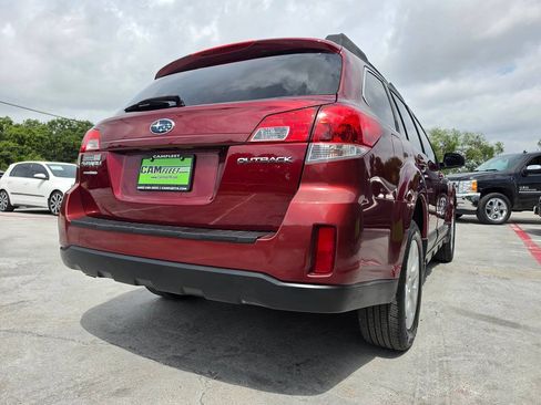Used 2011 Subaru Outback 2.5i Premium AWD/4WD image 11