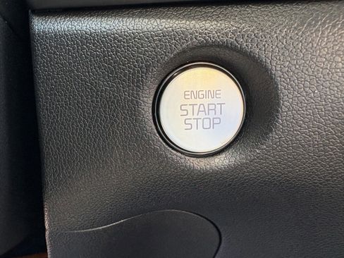 New 2026 Kia Sorento S w/ S Panoramic Sunroof Package image 40