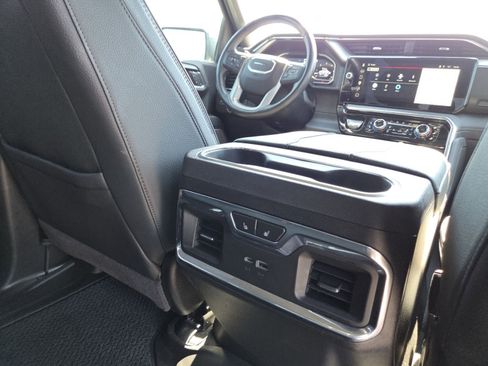 Used 2025 GMC Sierra 1500 Denali AWD/4WD image 29