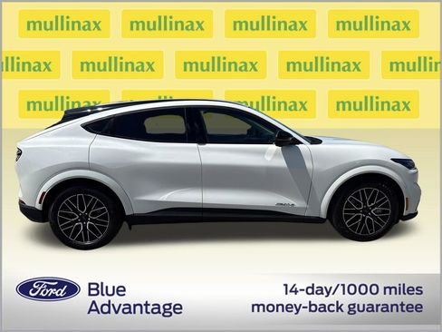 Used 2025 Ford Mustang Mach-E Premium RWD image 2