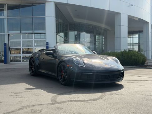 Used 2021 Porsche 911 Carrera 4S AWD/4WD image 15