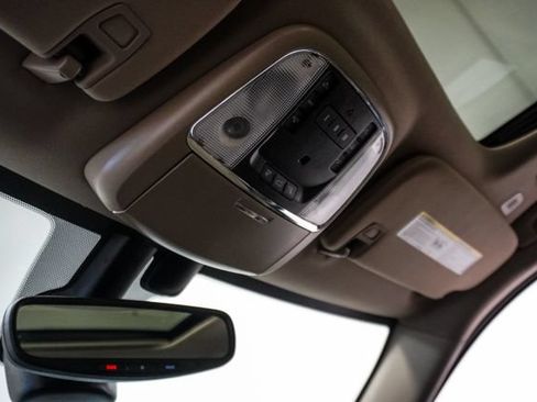 Used 2020 Jeep Grand Cherokee Limited w/ Luxury Group II RWD image 25