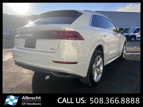 Used 2023 Audi Q8 Premium Plus w/ Premium Plus Package image 5