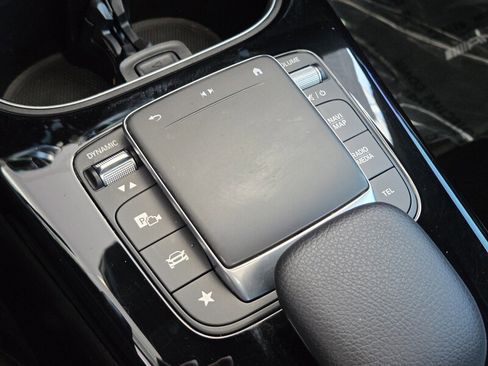 Certified 2022 Mercedes-Benz CLA 250 image 33