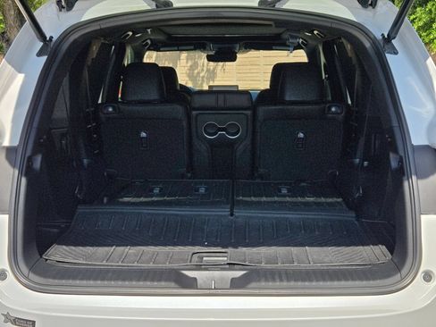 Used 2025 Honda Pilot Black Edition image 24