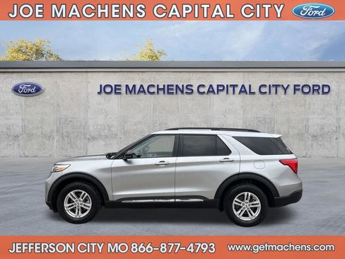 Certified 2023 Ford Explorer XLT w/ Equipment Group 202A image 4