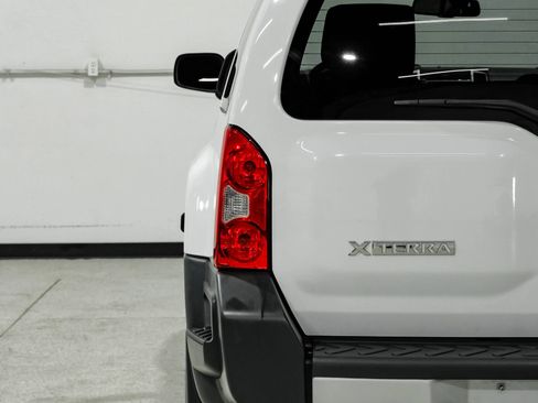 Used 2014 Nissan Xterra PRO-4X w/ Nevada Tow Package AWD/4WD image 49