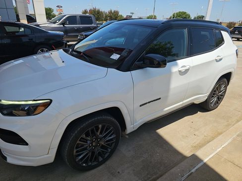 Used 2023 Jeep Compass High Altitude AWD/4WD image 1