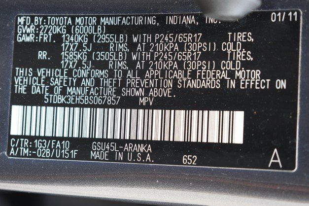 Used 2011 Toyota Highlander 4WD w/ Tech Pkg image 34