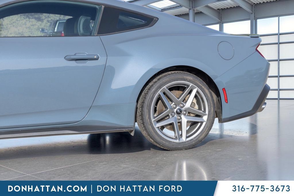 Used 2024 Ford Mustang GT Premium RWD image 25