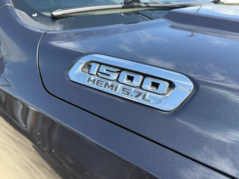 Used 2019 RAM 1500 Big Horn RWD image 32
